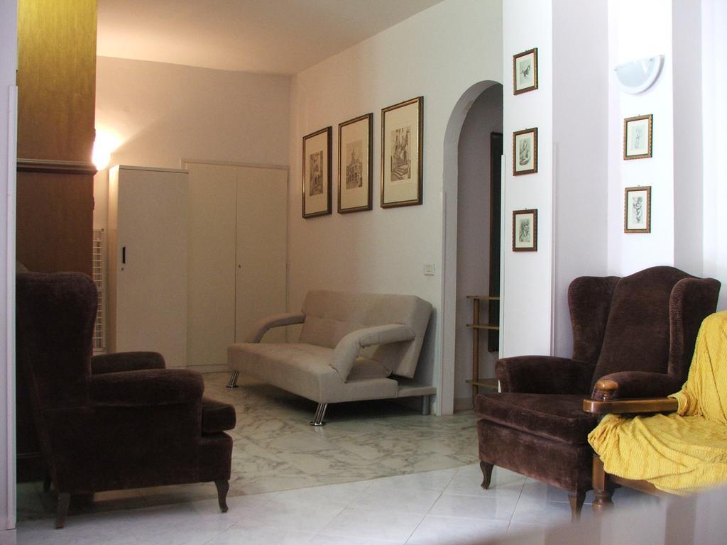 Edvige' S House In Residence San Felice Circeo Buitenkant foto
