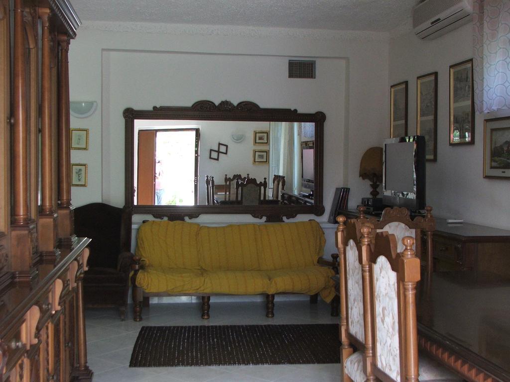 Edvige' S House In Residence San Felice Circeo Buitenkant foto
